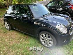 2007 Mini Cooper S in Black